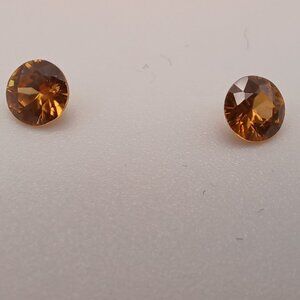 Yellow Sapphire 2 Round 6mm 2.17CT